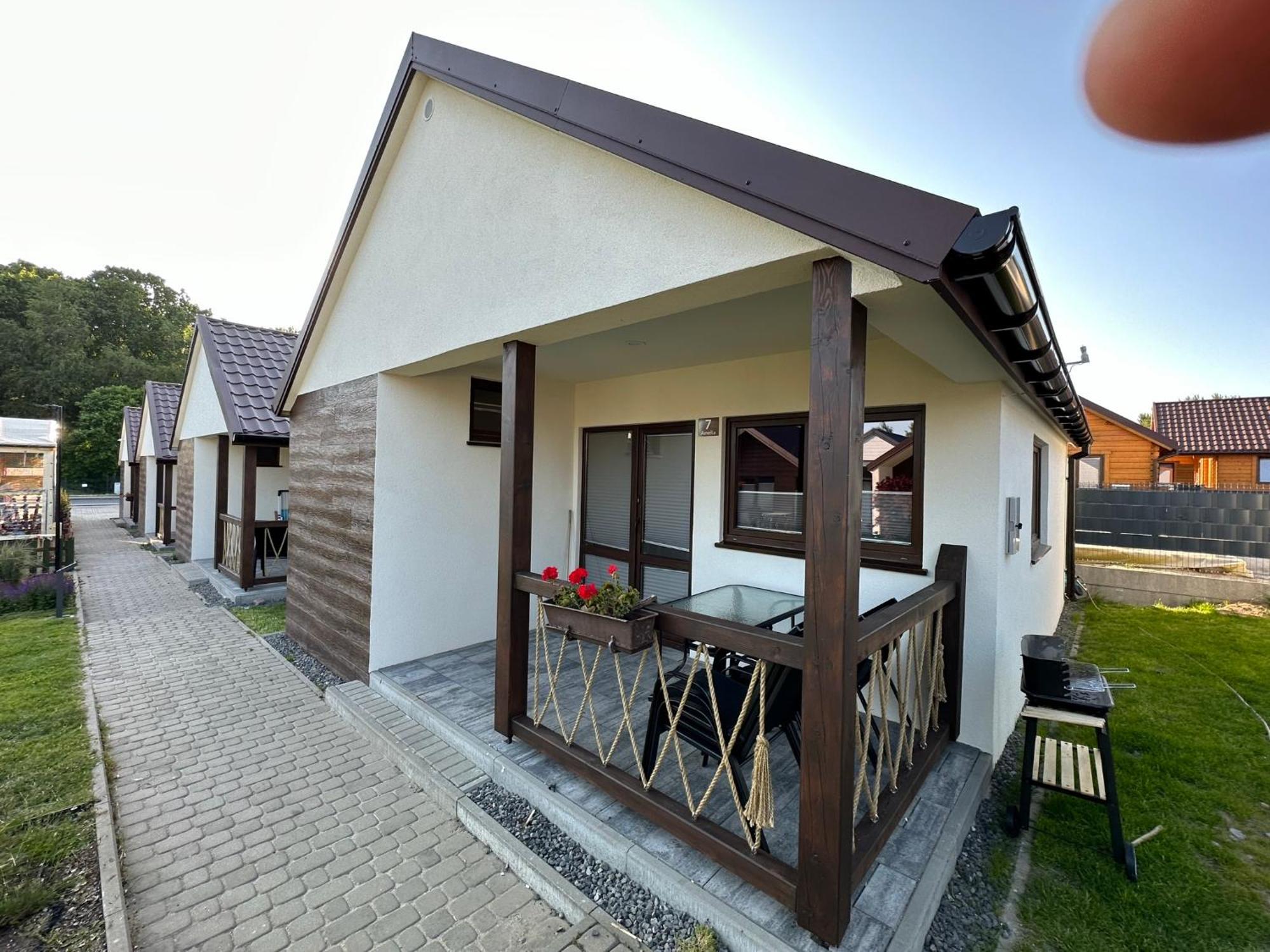 Hotel Osrodek Wczasowy Amelia à Jarosławiec Extérieur photo