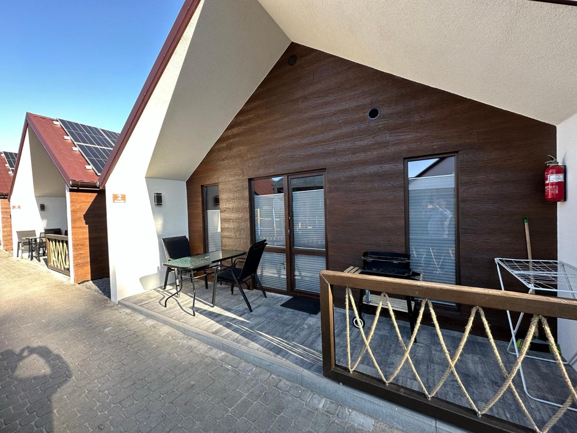 Hotel Osrodek Wczasowy Amelia à Jarosławiec Extérieur photo