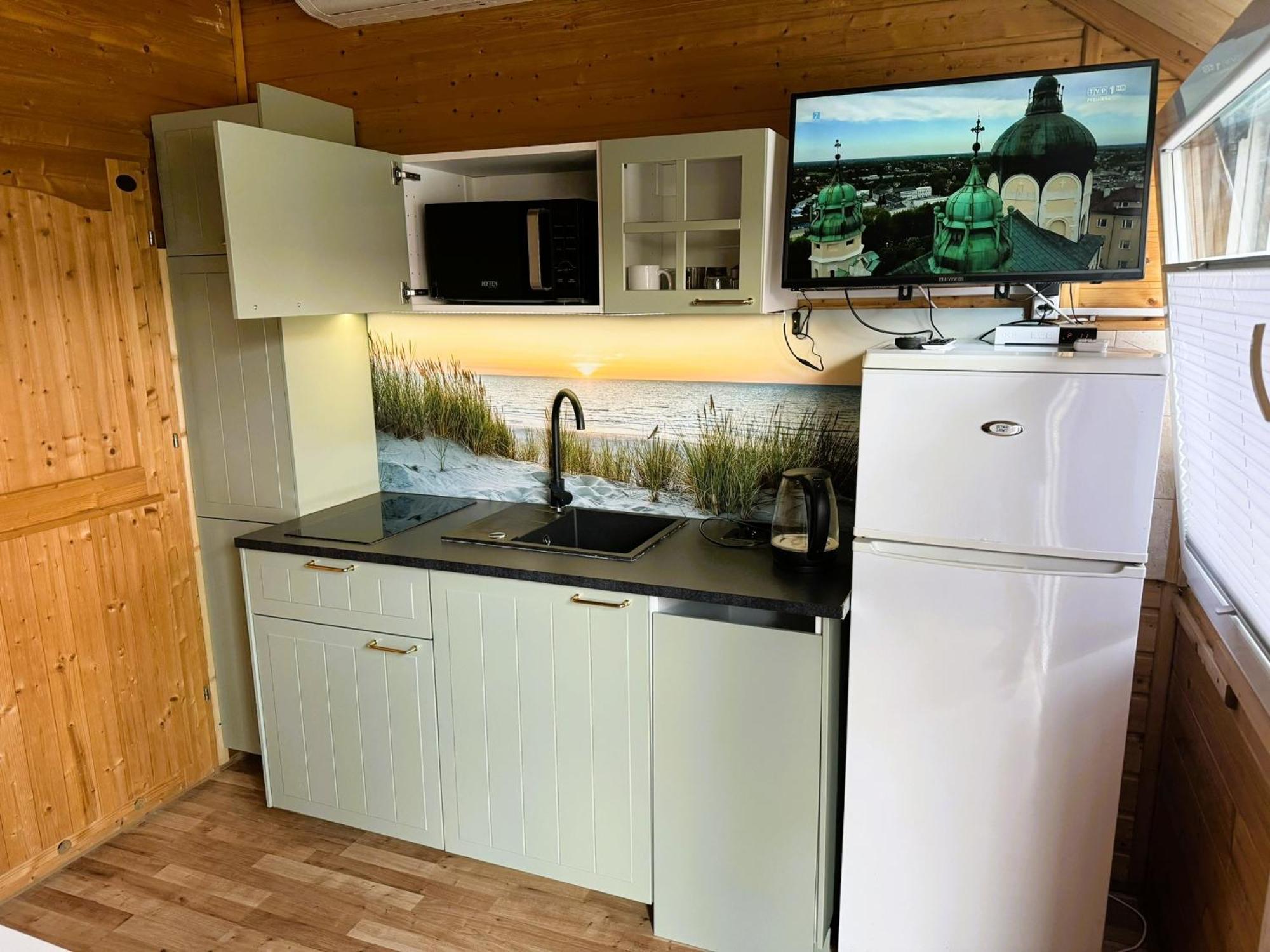 Hotel Osrodek Wczasowy Amelia à Jarosławiec Extérieur photo