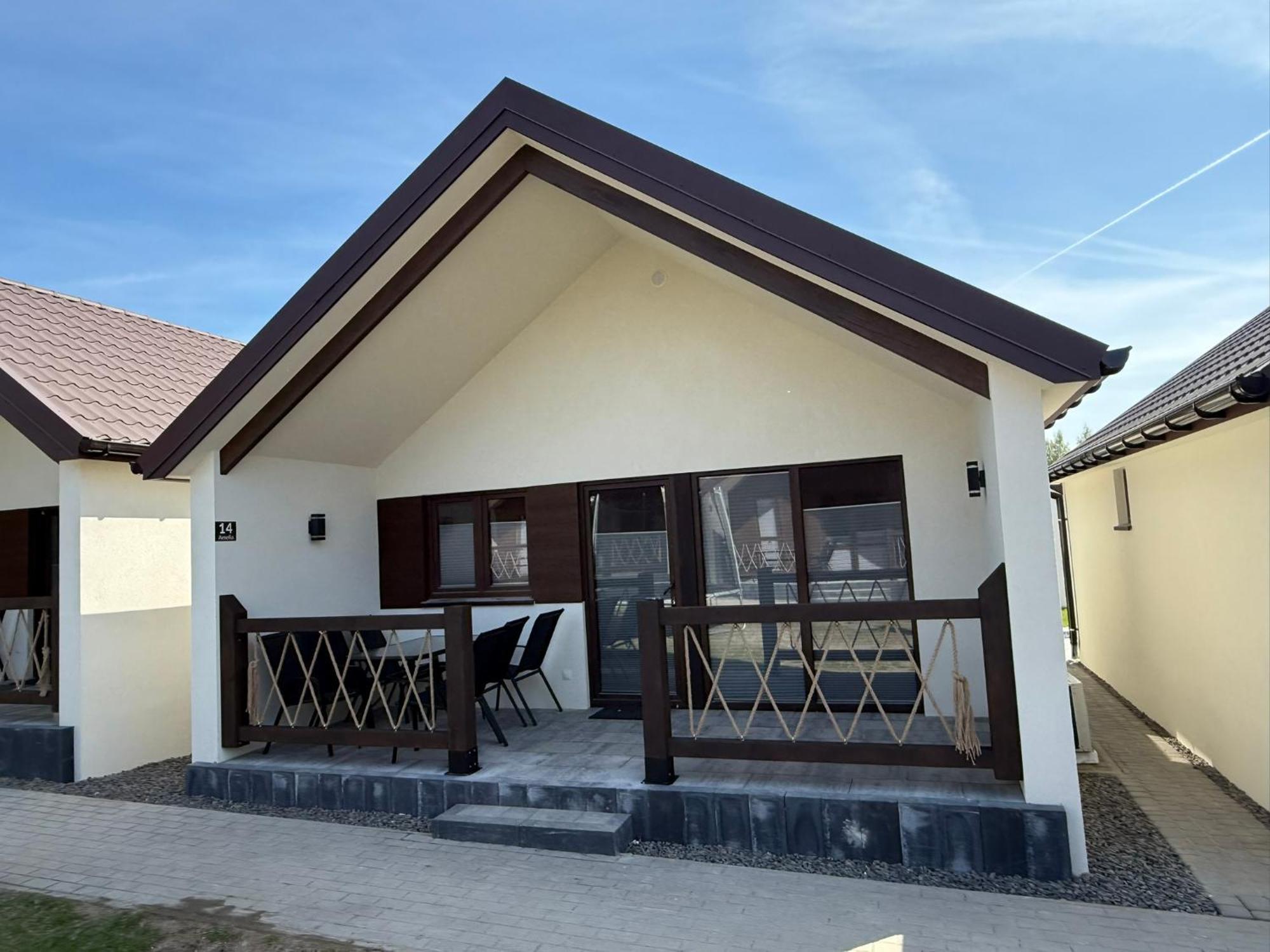 Hotel Osrodek Wczasowy Amelia à Jarosławiec Extérieur photo